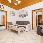 Kuca Za Odmor Bribirka Nyaraló