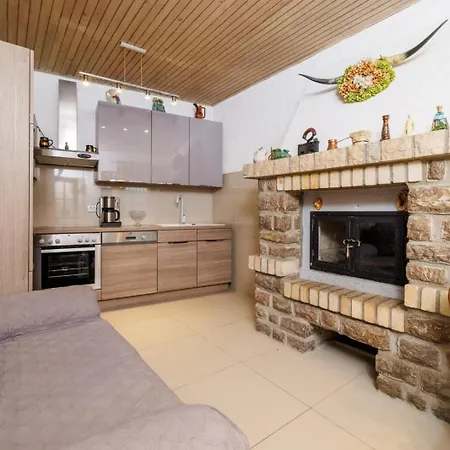 Kuca Za Odmor Bribirka Ferienhaus