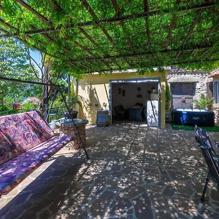 Kuca Za Odmor Bribirka Case de vacanță Bribir (Primorje-Gorski Kotar)