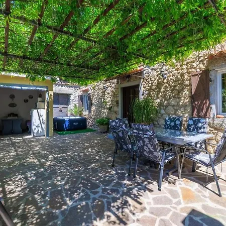 Kuca Za Odmor Bribirka Tatil Evi Bribir (Primorje-Gorski Kotar)